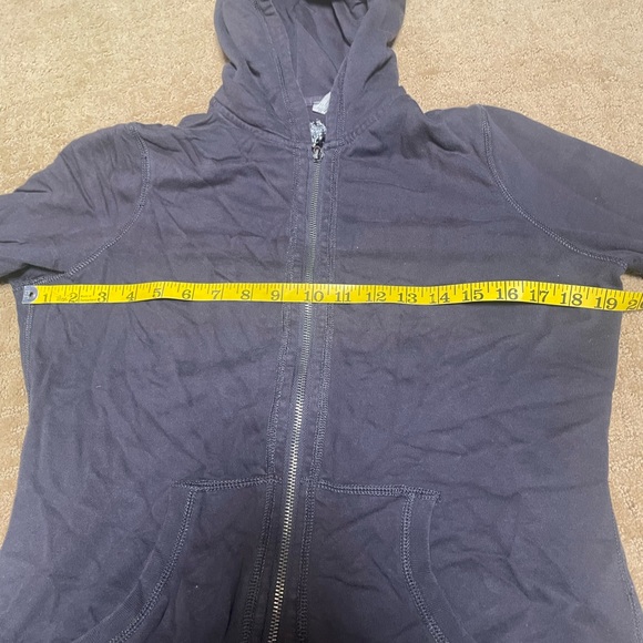 COPY - TWISTED HEART SWEAT OUTFIT - Picture 2 of 11